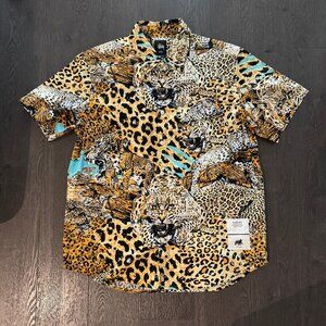STUSSY MFG LEOPARD BUTTON UP SHORT SLEEVE SIZE MEDIUM